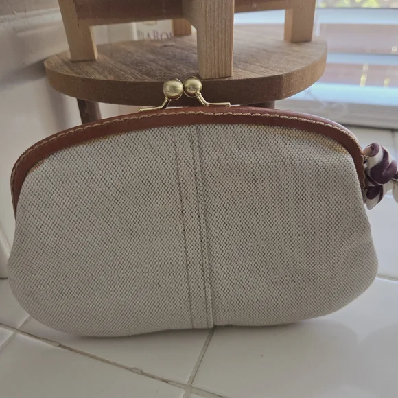 Coach Beige and Brown Leatherware Wallet - Picture 7 of 8